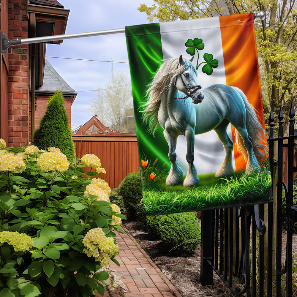 Bimipi  The Connemara Pony Irish Horse Flag