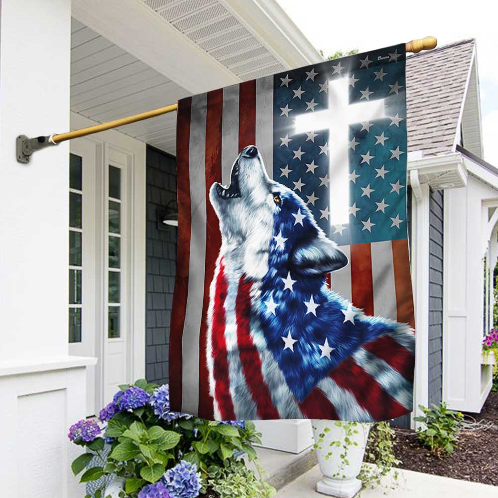 Patriotic Wolf Howling American Flag