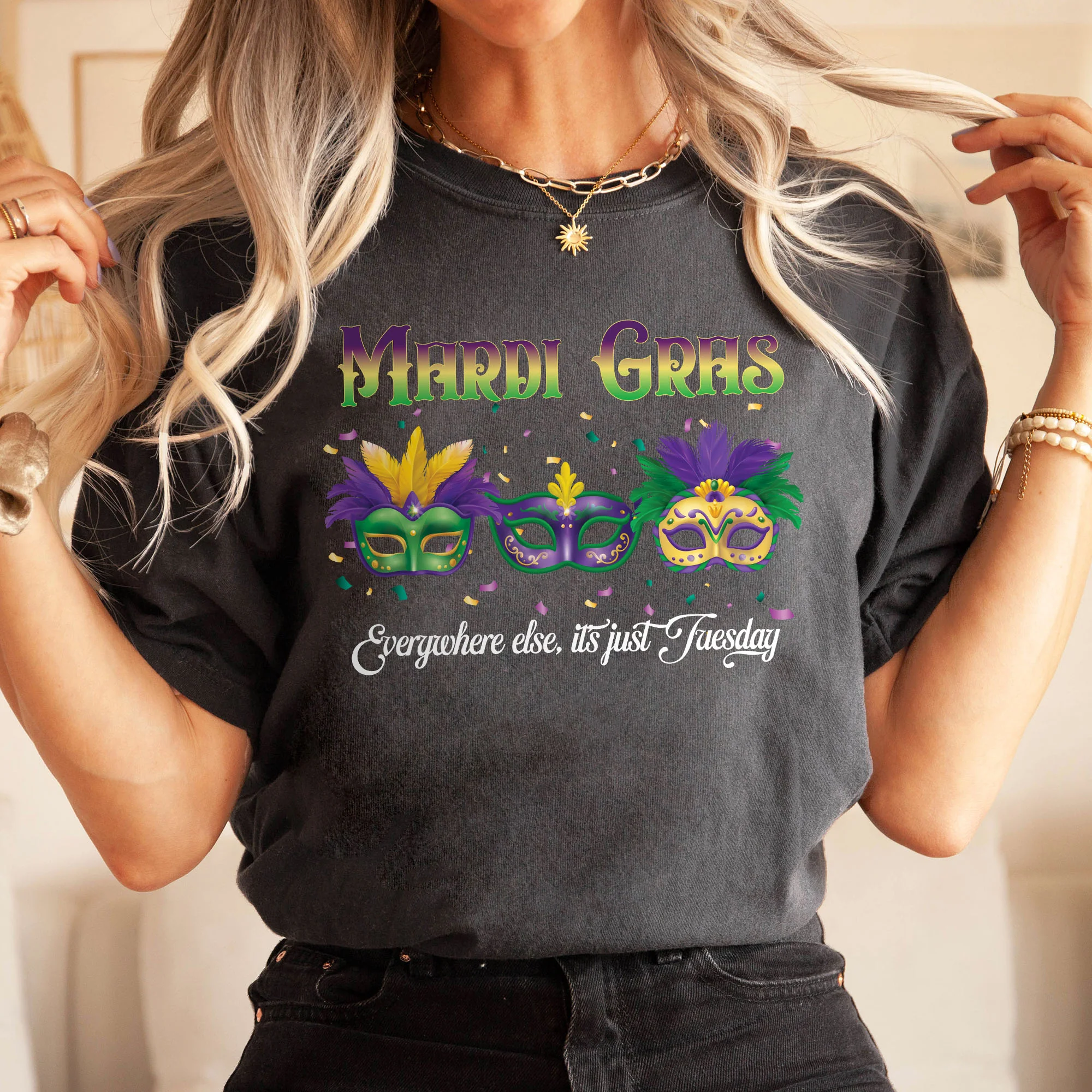 Happy Mardi Gras Comfort Color T-Shirt, Laissez Les Bons Temps Rouler