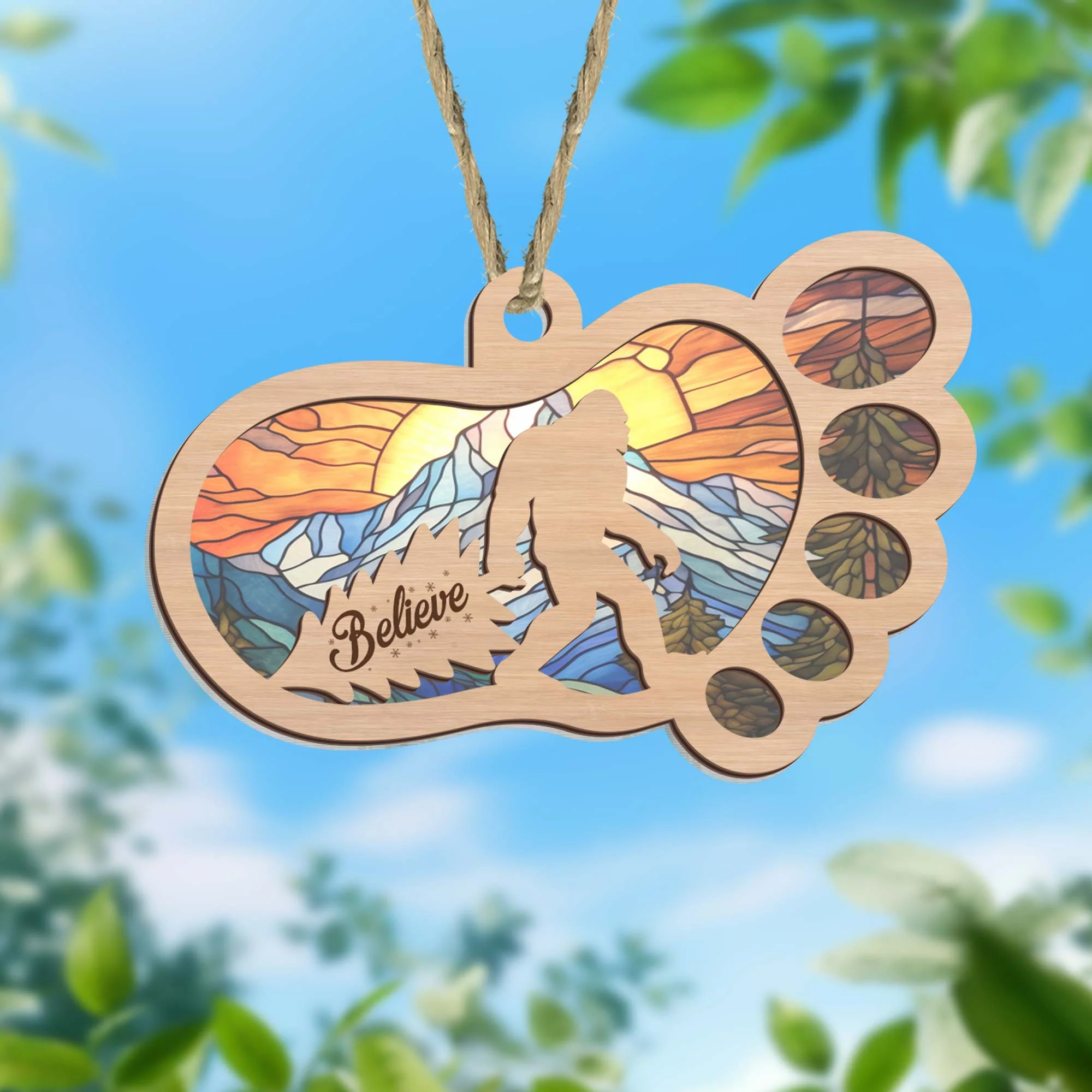 Christmas Ornament, Bigfoot Christmas Believe Sasquatch Suncatcher